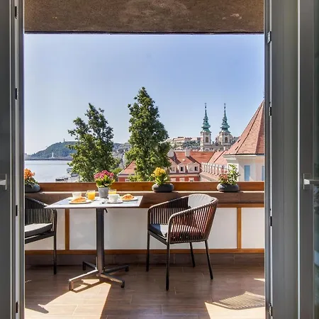 Lägenhet Danube Pearl Boutique *