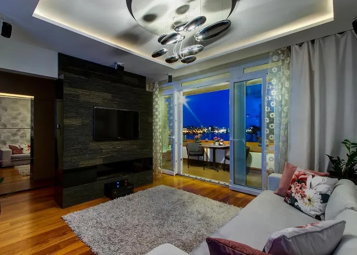 Danube Pearl Boutique شقة